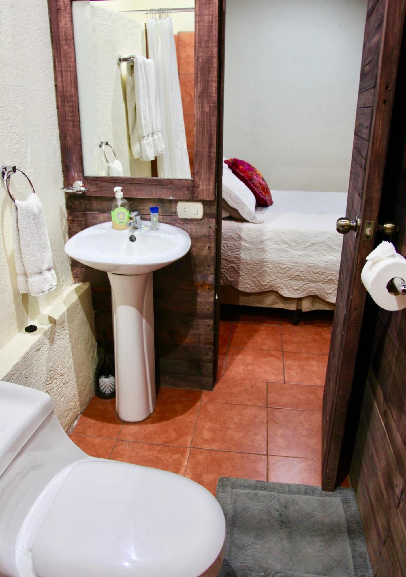 Hostal Antigueeno Antigua Εξωτερικό φωτογραφία