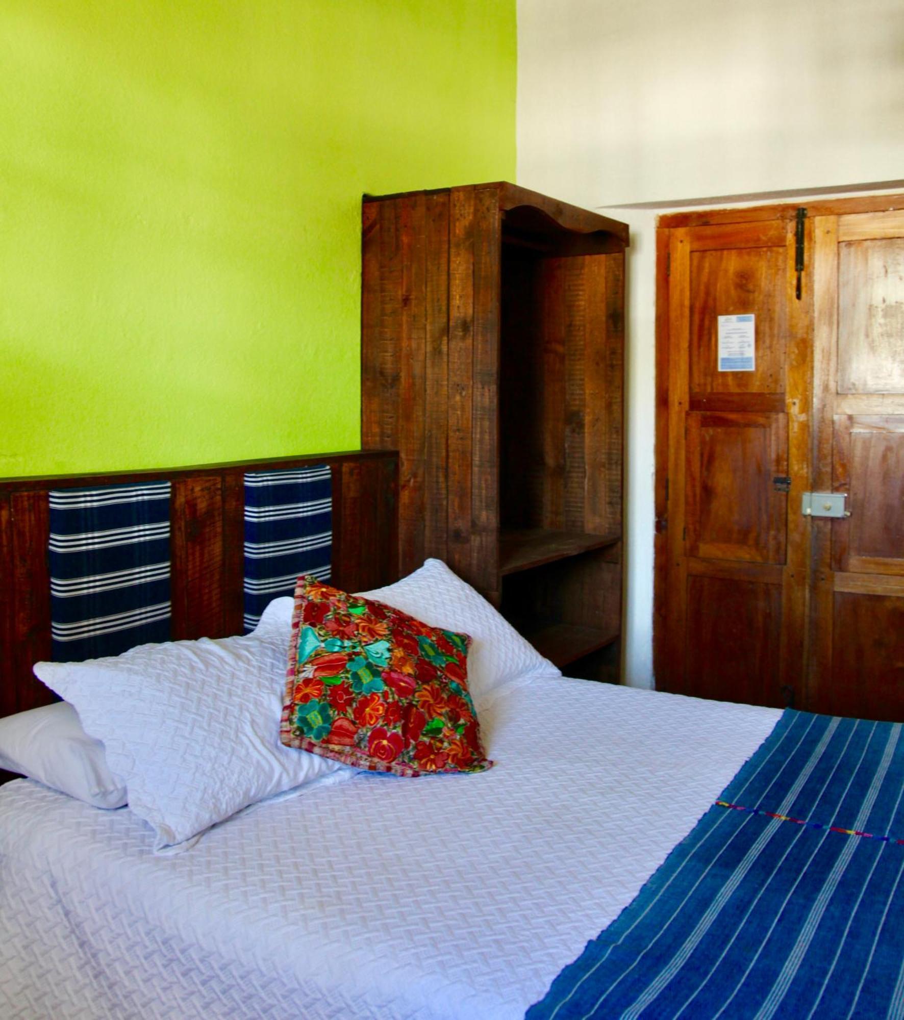 Hostal Antigueeno Antigua Εξωτερικό φωτογραφία