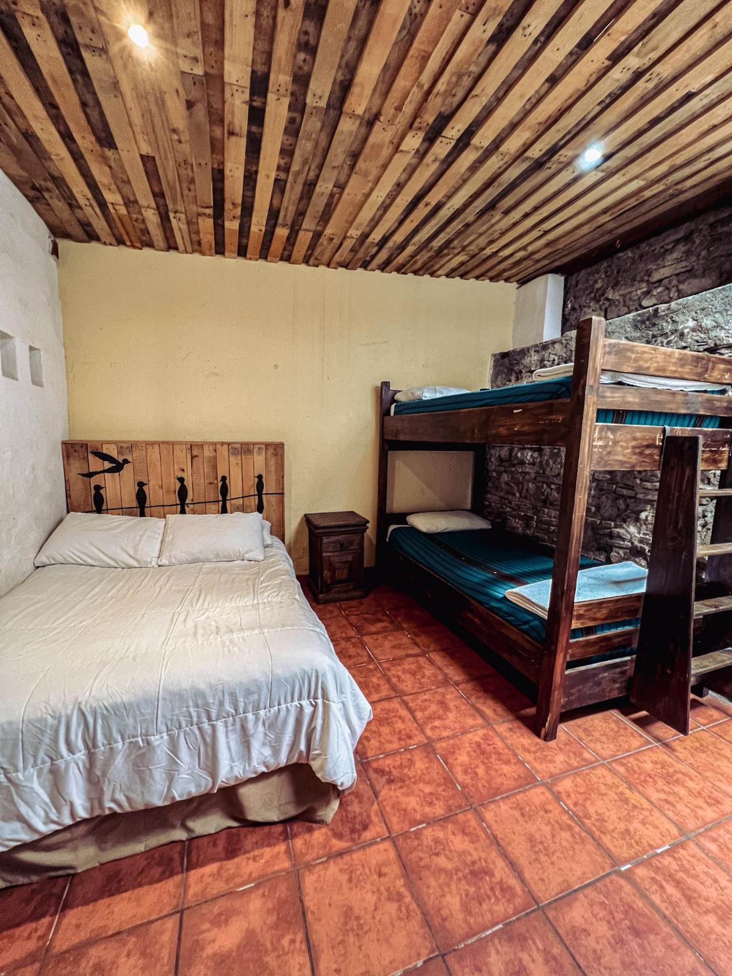 Hostal Antigueeno Antigua Εξωτερικό φωτογραφία